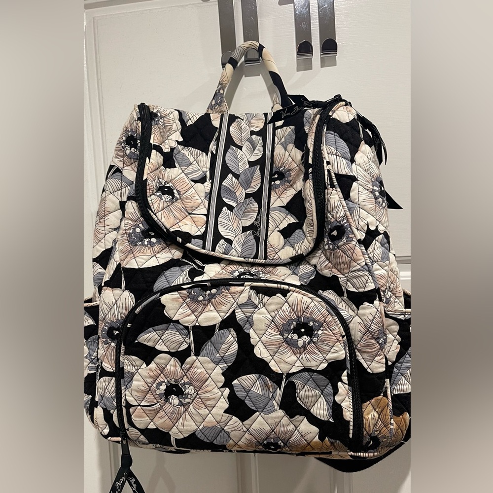 NWOT Vera Bradley Camilla Back Pack